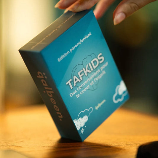 Jeu de cartes TAFKIDS : Conversations pour le cœur et l'esprit pour parents et enfants - Édition Qalbeen (7 ans et +) AL FIL MAKTABA